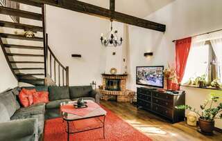 Дома для отпуска Holiday Home Bedzin with Fireplace 02 Podamirowo Дом для отпуска с 3 спальнями-2